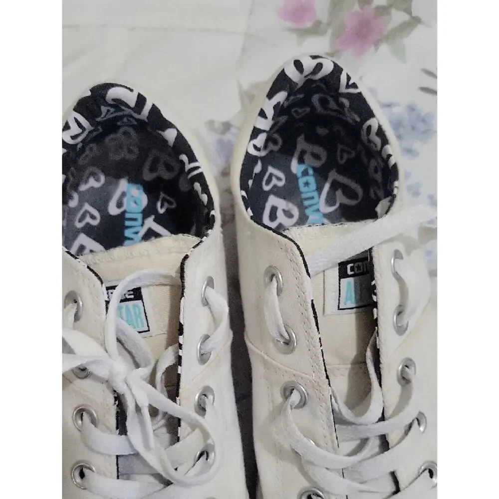 Converse All-Star Cream Canvas Sneakers, Heart Lining, Womens Sz 10, Streetwear - Picture 9 of 11